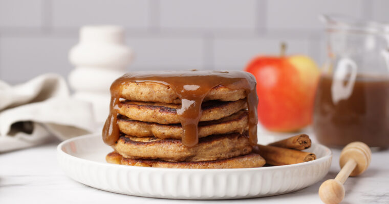 Apple and Cinnamon Pancakes